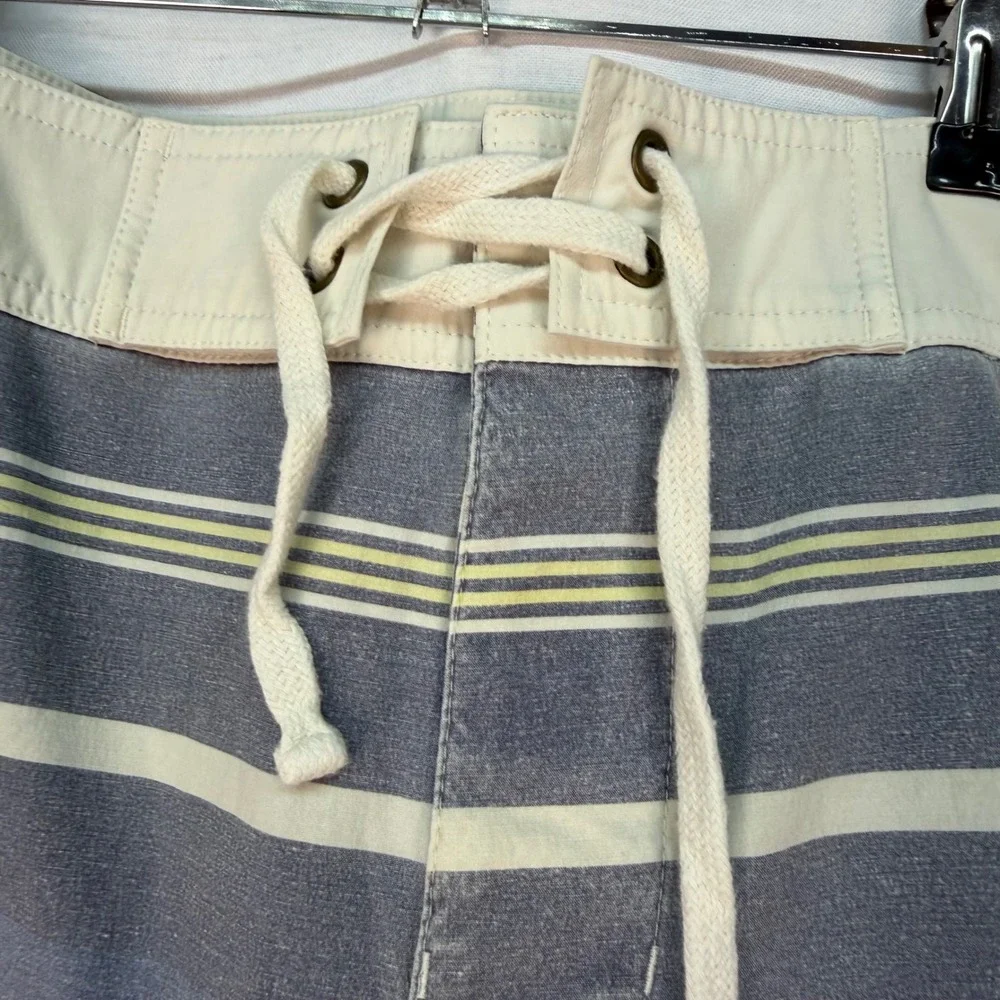 Marine Layer Mens Retro Striped Board Shorts Cream Blue Yellow Size 30